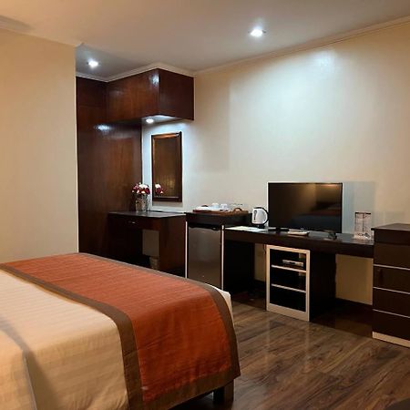 Subic Residencias Olóngapo Exterior foto