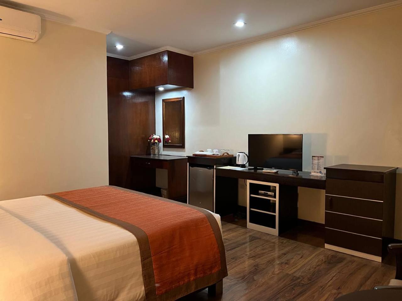 Subic Residencias Olóngapo Exterior foto