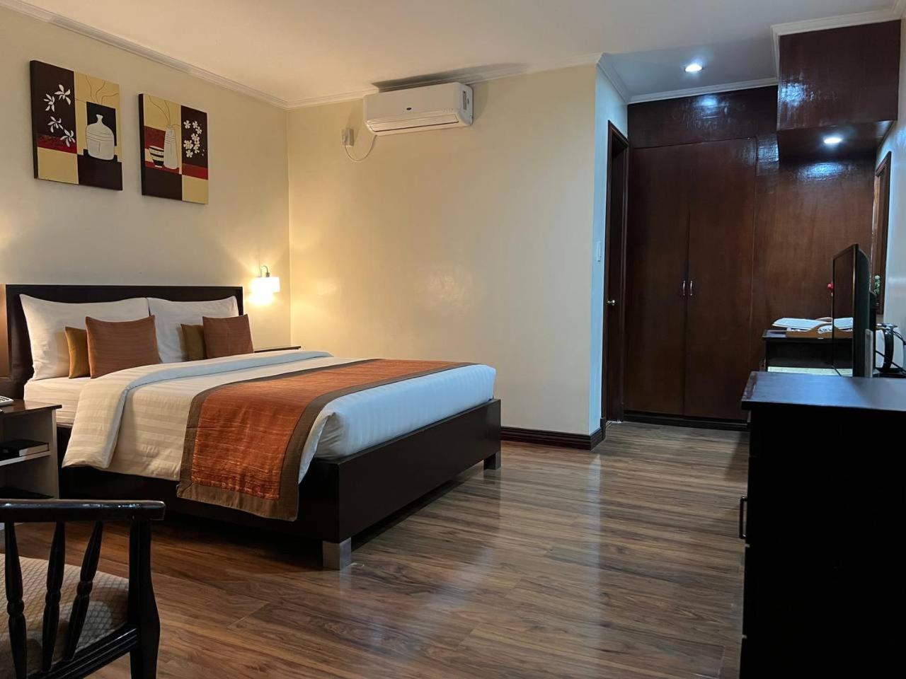 Subic Residencias Olóngapo Exterior foto