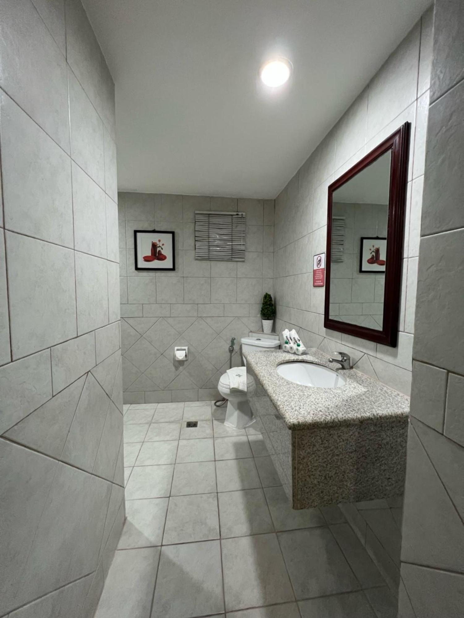 Subic Residencias Olóngapo Exterior foto