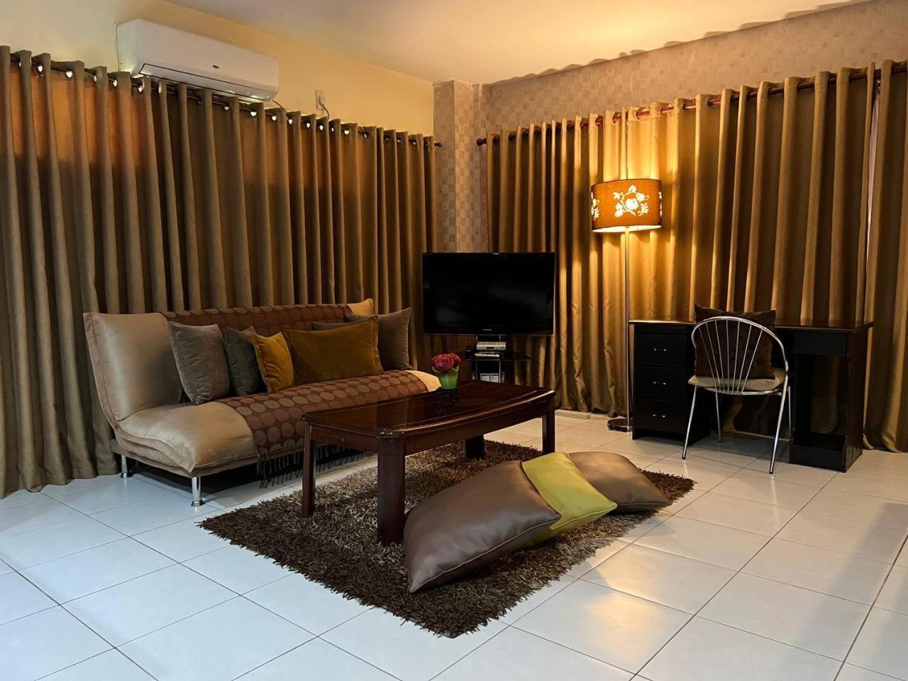 Subic Residencias Olóngapo Exterior foto