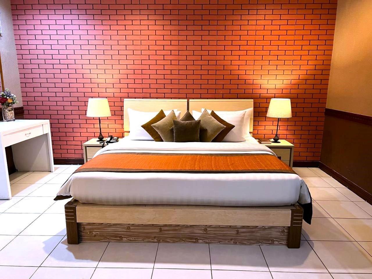 Subic Residencias Olóngapo Exterior foto